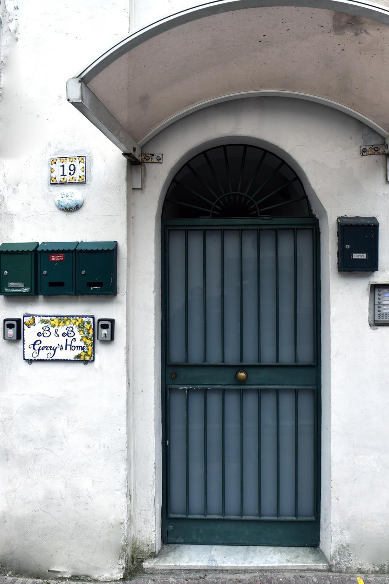 B&B Gerry 'S Home Amalfi Coast Vietri Exterior foto